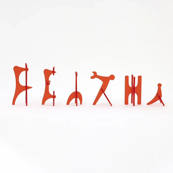 Isamu Noguchi chess set plexiglass pieces